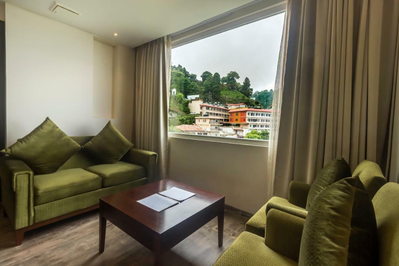 EllBee Mussoorie Hills Hotel Buitenkant foto